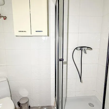 아파트 Na Mijance By Libertarent 바우브자이치